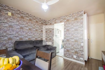 Sala de apartamento para alugar com 2 quartos, 48m² em Vl Ayrosa, Osasco