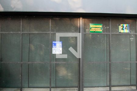 Plaquinha de casa de condomínio para alugar com 4 quartos, 560m² em Itanhangá, Rio de Janeiro