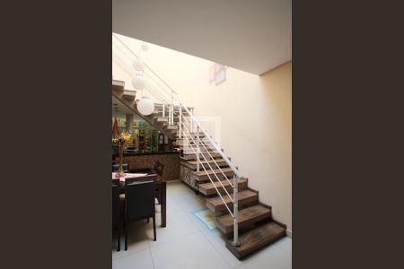 Escada de casa à venda com 2 quartos, 145m² em Tatuapé, São Paulo