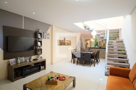 Sala de casa à venda com 2 quartos, 145m² em Tatuapé, São Paulo