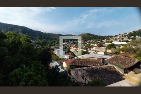 Casa à venda com 5 quartos, 605m² em São Francisco, Niterói