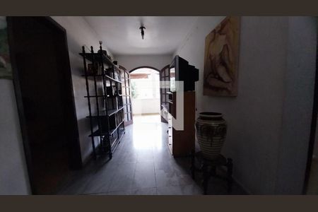 Casa à venda com 5 quartos, 605m² em São Francisco, Niterói