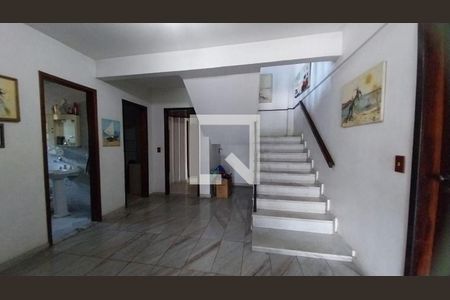 Casa à venda com 5 quartos, 605m² em São Francisco, Niterói