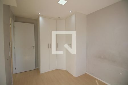 Quarto 1 de apartamento para alugar com 2 quartos, 45m² em Taquara, Rio de Janeiro