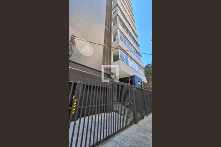 Fachada do Prédio de apartamento à venda com 2 quartos, 188m² em Pinheiros, São Paulo