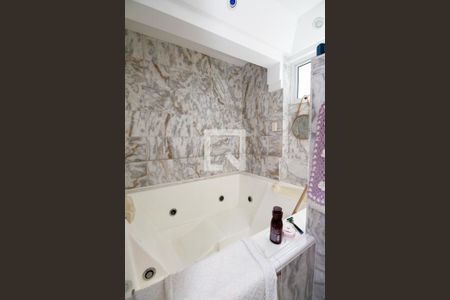 Banheiro da Suíte 2 de apartamento à venda com 2 quartos, 188m² em Pinheiros, São Paulo