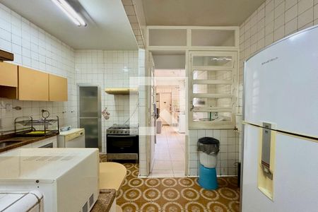 Cozinha de apartamento à venda com 4 quartos, 213m² em Leme, Rio de Janeiro