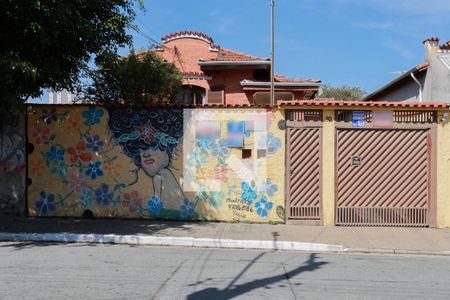 Fachada + plaquinha de casa à venda com 4 quartos, 212m² em Chora Menino, São Paulo