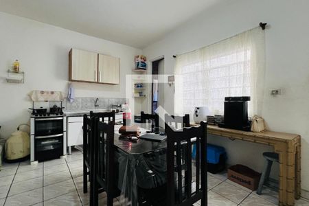 Cozinha 1 de casa à venda com 8 quartos, 190m² em Jardim Santa Cecilia, Guarulhos