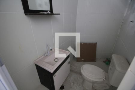 Banheiro de kitnet/studio à venda com 1 quarto, 24m² em Taquara, Rio de Janeiro