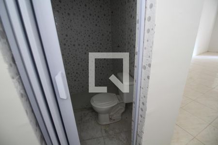 Banheiro de kitnet/studio à venda com 1 quarto, 27m² em Taquara, Rio de Janeiro