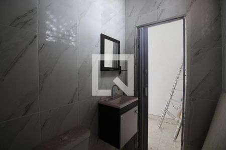 Banheiro de kitnet/studio à venda com 1 quarto, 30m² em Taquara, Rio de Janeiro