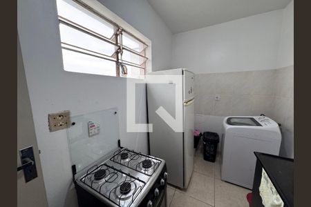 Cozinha  de apartamento à venda com 1 quarto, 50m² em Centro, São Leopoldo