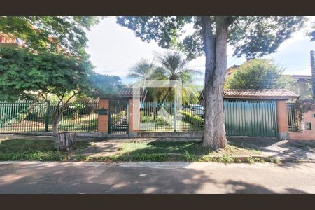 Fachada de casa à venda com 4 quartos, 460m² em Parque Taquaral, Campinas