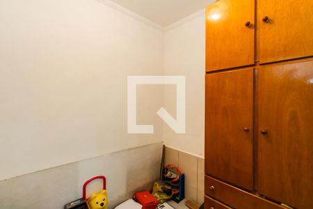Quarto de Serviço de casa à venda com 3 quartos, 178m² em Vila Nhocuné, São Paulo