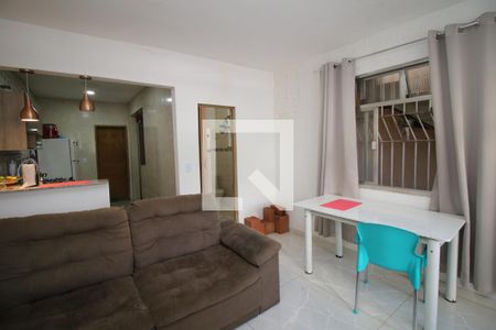Sala de casa à venda com 1 quarto, 102m² em Penha, Rio de Janeiro