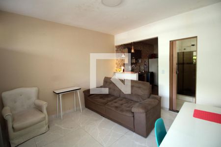 Sala de casa à venda com 1 quarto, 102m² em Penha, Rio de Janeiro