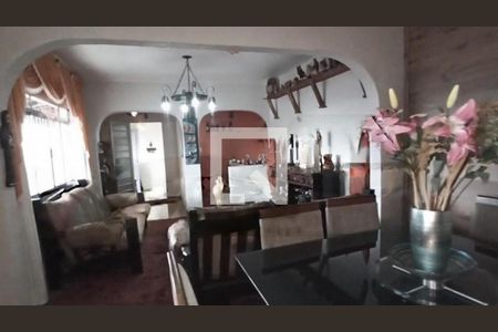 Casa à venda com 3 quartos, 240m² em Vila Marina, São Paulo