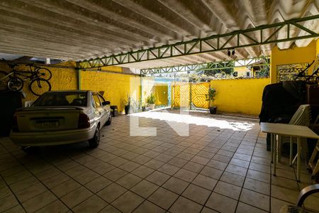 Garagem de casa à venda com 4 quartos, 300m² em Sacomã, São Paulo
