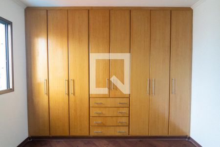 Quarto 1 - Armários de apartamento para alugar com 2 quartos, 61m² em Vila da Saúde, São Paulo