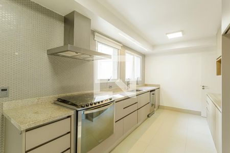 Cozinha de apartamento à venda com 3 quartos, 226m² em Vila Nova Conceição, São Paulo