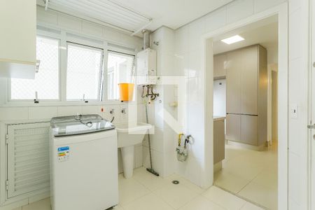 Área de Serviço de apartamento à venda com 3 quartos, 226m² em Vila Nova Conceição, São Paulo