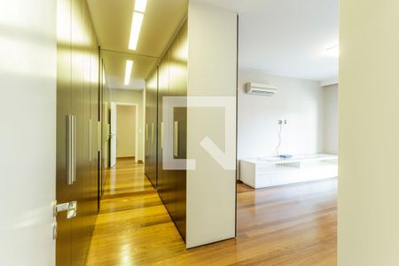 Suíte 3 de apartamento à venda com 3 quartos, 226m² em Vila Nova Conceição, São Paulo