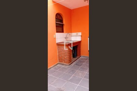 Quintal -Pia de casa de condomínio à venda com 3 quartos, 160m² em Butantã, São Paulo