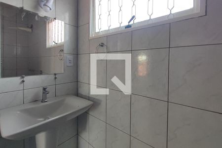 Banheiro Suíte 2 de casa à venda com 2 quartos, 220m² em Parque Santa Bárbara, Campinas