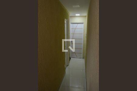 Corredor  de casa de condomínio à venda com 3 quartos, 180m² em Jacarepaguá, Rio de Janeiro