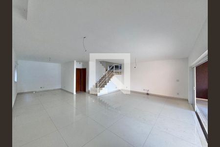 Sala de casa de condomínio à venda com 4 quartos, 662m² em Recreio dos Bandeirantes, Rio de Janeiro