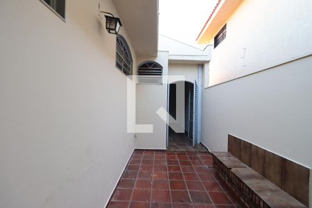 Varanda  de casa para alugar com 4 quartos, 161m² em Pqe Bandeirantes, Ribeirão Preto