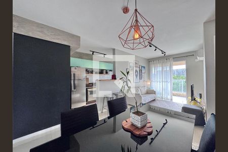 Sala de apartamento à venda com 2 quartos, 64m² em Recreio dos Bandeirantes, Rio de Janeiro