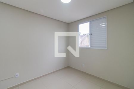 Quarto 1 de apartamento à venda com 2 quartos, 40m² em Vila Nova, Porto Alegre