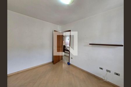 Casa à venda com 4 quartos, 179m² em Vila Gomes, São Paulo