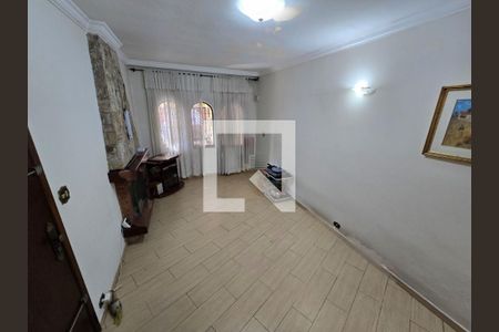 Casa à venda com 4 quartos, 179m² em Vila Gomes, São Paulo