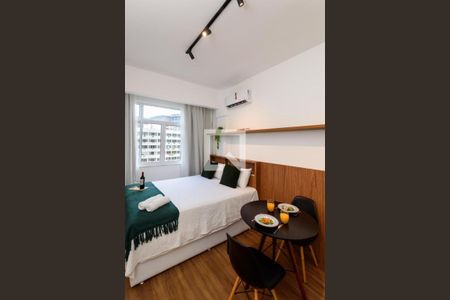 Apartamento à venda com 1 quarto, 18m² em Botafogo, Rio de Janeiro