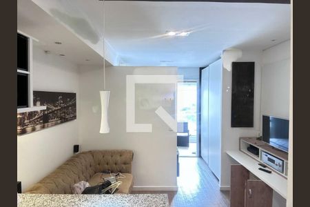 Kitnet/Studio à venda com 1 quarto, 25m² em Vila Regente Feijó, São Paulo