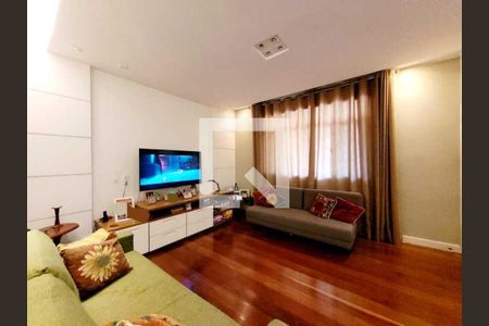 Casa à venda com 3 quartos, 218m² em Engenho de Dentro, Rio de Janeiro