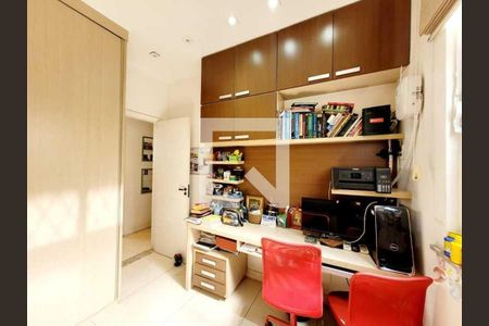 Casa à venda com 3 quartos, 218m² em Engenho de Dentro, Rio de Janeiro