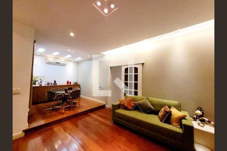 Casa à venda com 3 quartos, 218m² em Engenho de Dentro, Rio de Janeiro