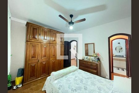 Casa à venda com 4 quartos, 300m² em Piratininga, Niterói