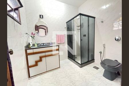 Casa à venda com 4 quartos, 300m² em Piratininga, Niterói