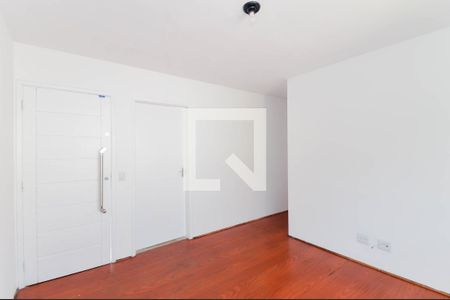 Sala de casa de condomínio para alugar com 2 quartos, 55m² em Vila Sao Joao Batista, Guarulhos