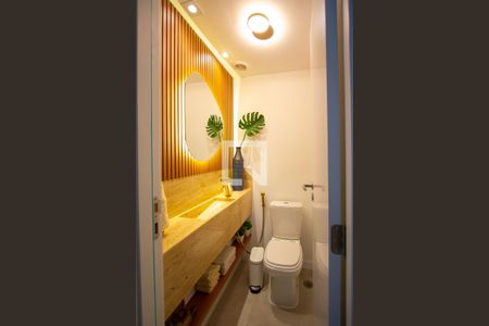 Lavabo de apartamento à venda com 3 quartos, 130m² em Icaraí, Niterói