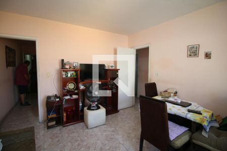 Sala de apartamento à venda com 2 quartos, 70m² em Brás de Pina, Rio de Janeiro