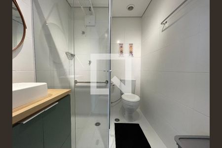 Banheiro de apartamento para alugar com 1 quarto, 24m² em Butantã, São Paulo