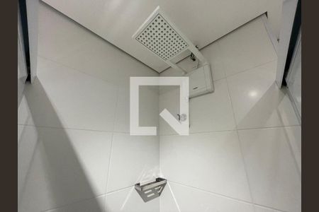 Banheiro de apartamento para alugar com 1 quarto, 24m² em Butantã, São Paulo