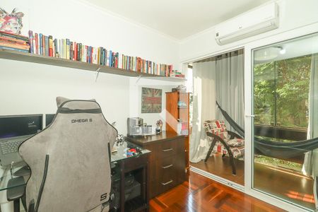 Quarto  de apartamento à venda com 3 quartos, 178m² em Petrópolis, Porto Alegre
