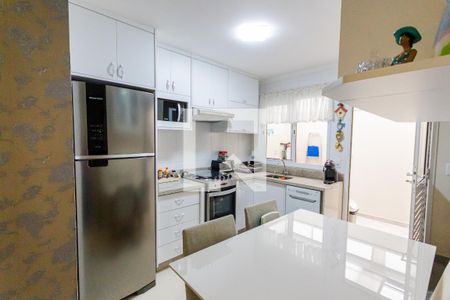 Cozinha de casa de condomínio à venda com 2 quartos, 75m² em Vila Curuçá, Santo André